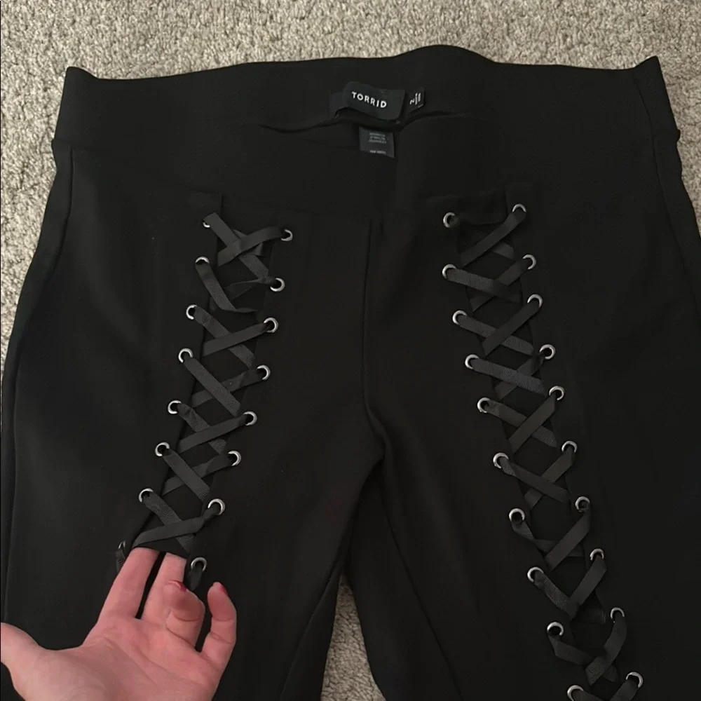 Torrid - Picture 3 of 4
